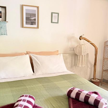 Sri Lanka Surf Villa Domus Graziella Ahangama Eksteriør bilde