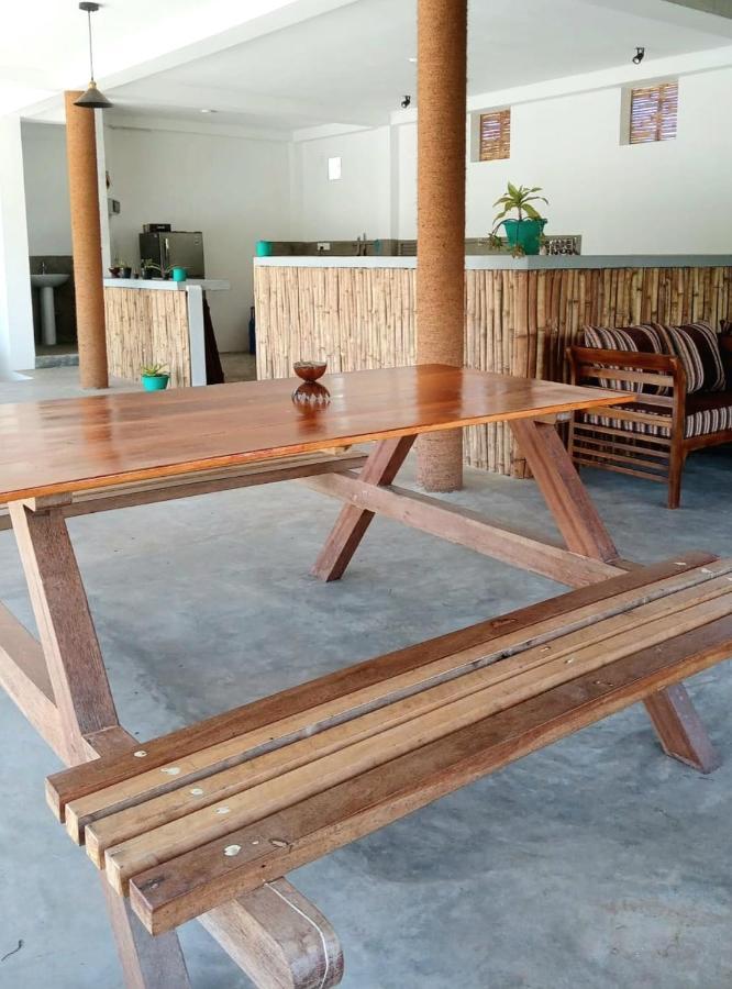 Sri Lanka Surf Villa Domus Graziella Ahangama Eksteriør bilde