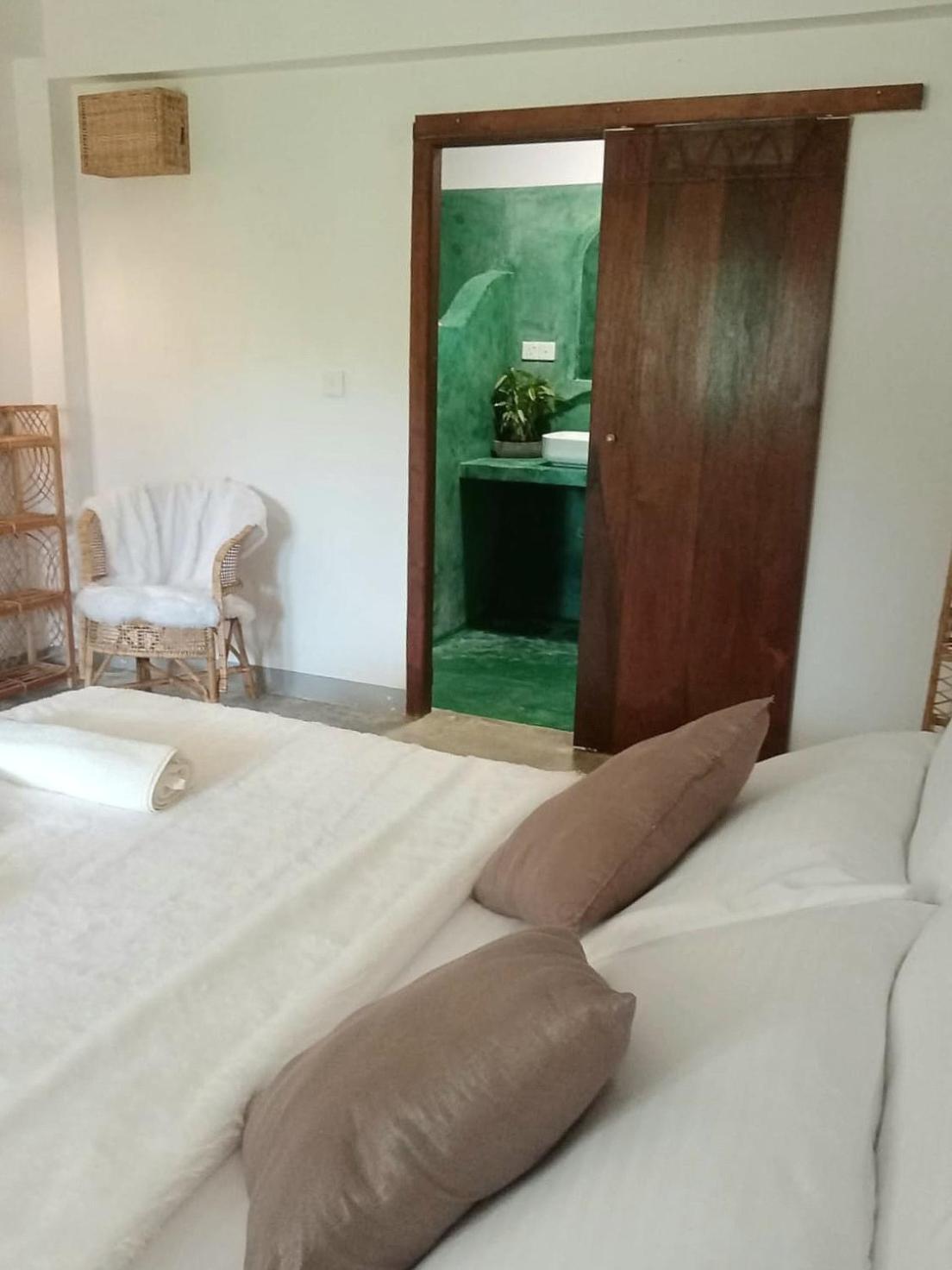 Sri Lanka Surf Villa Domus Graziella Ahangama Eksteriør bilde