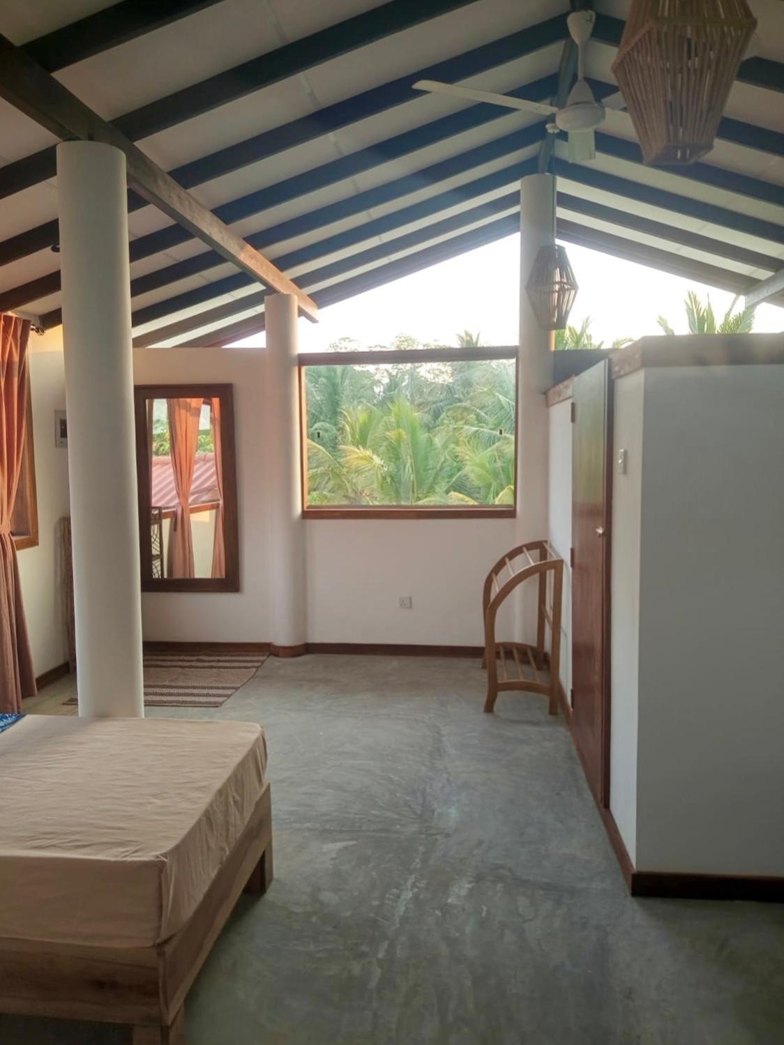Sri Lanka Surf Villa Domus Graziella Ahangama Eksteriør bilde